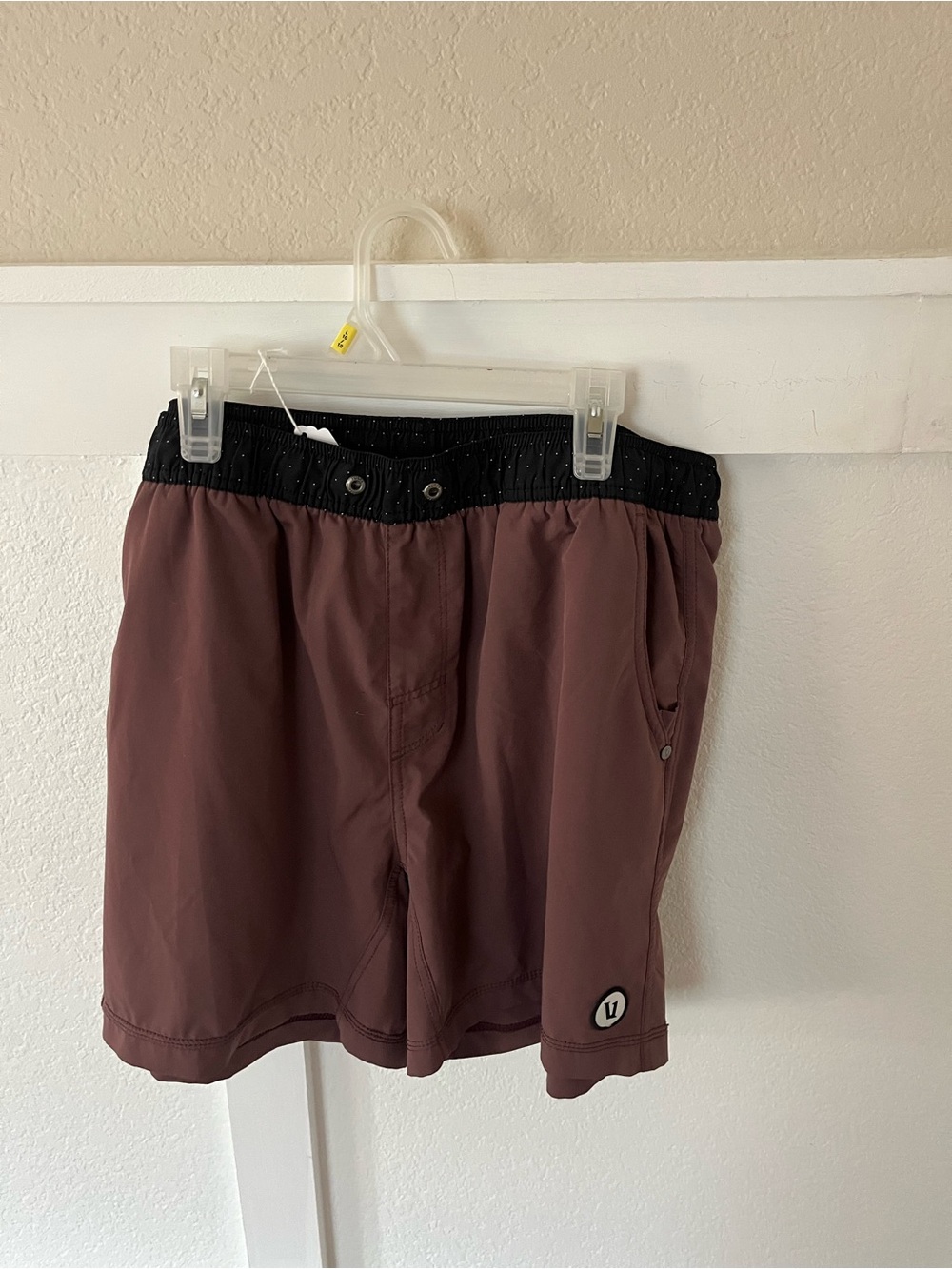 Vuori Men's Medium Athletic Shorts